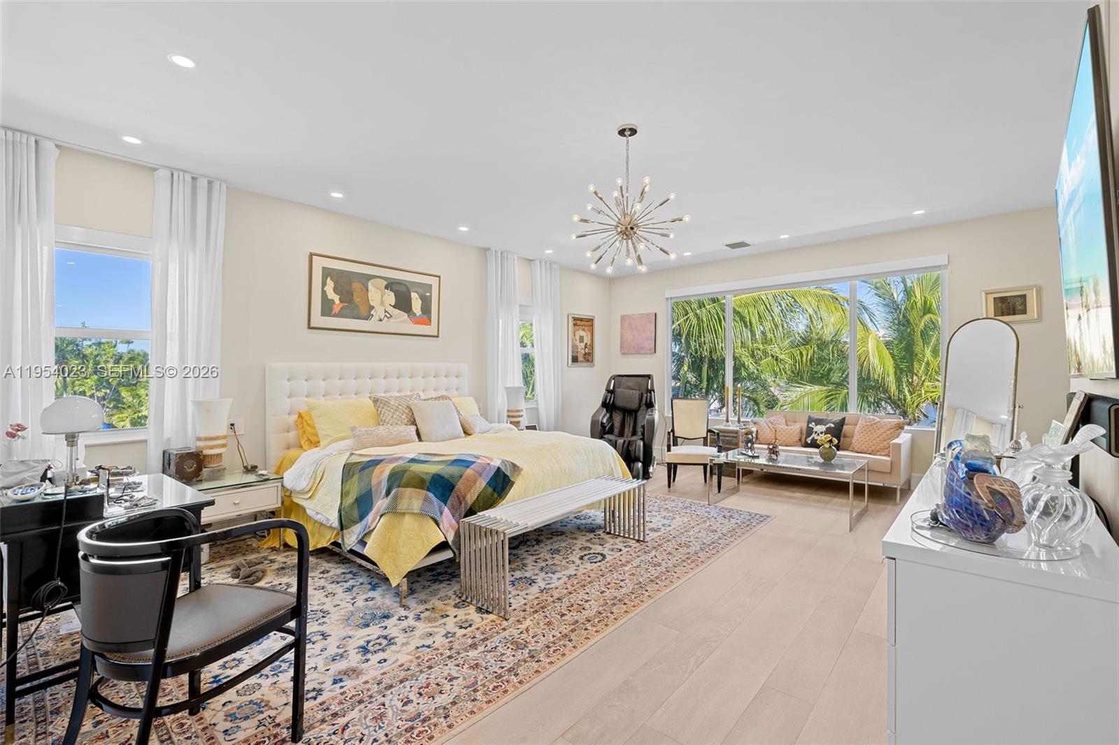 2125 Ixora Rd North Miami, FL 33181