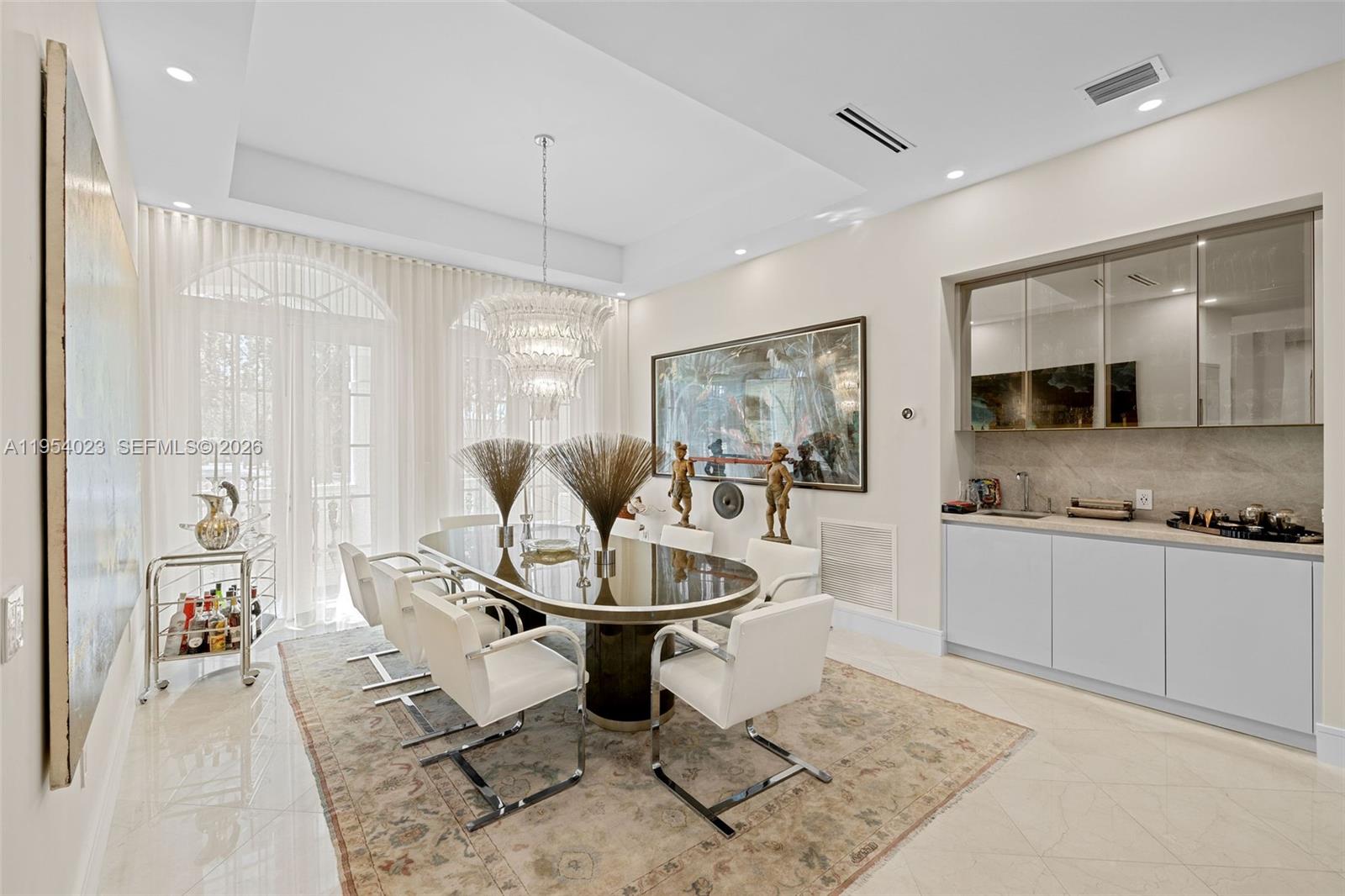 2125 Ixora Rd North Miami, FL 33181