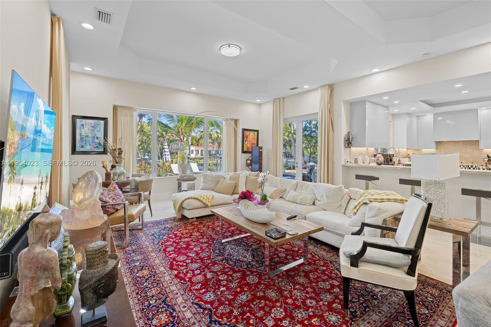 2125 Ixora Rd North Miami, FL 33181