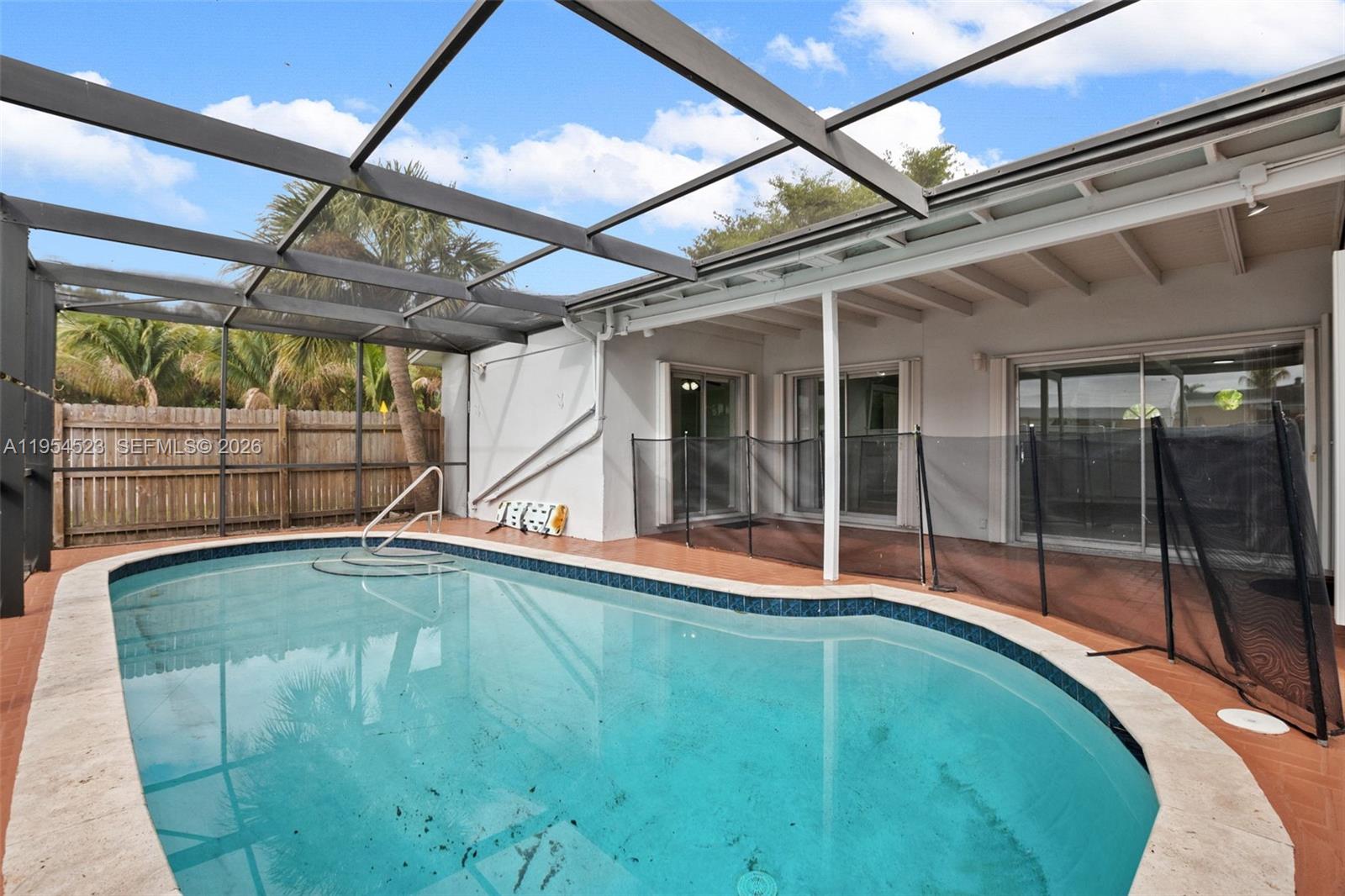 6572 SW 8th Ct North Lauderdale, FL 33068