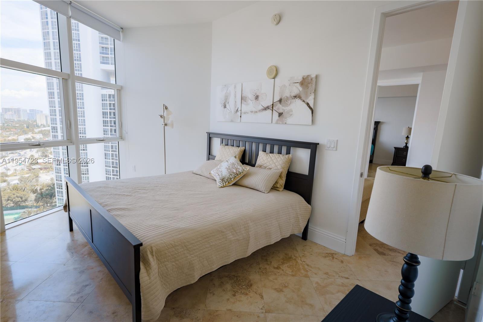 image Trump Palace11