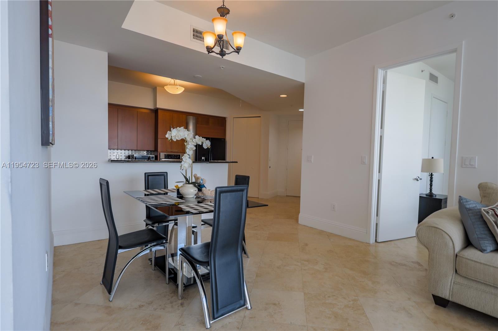 image Trump Palace18