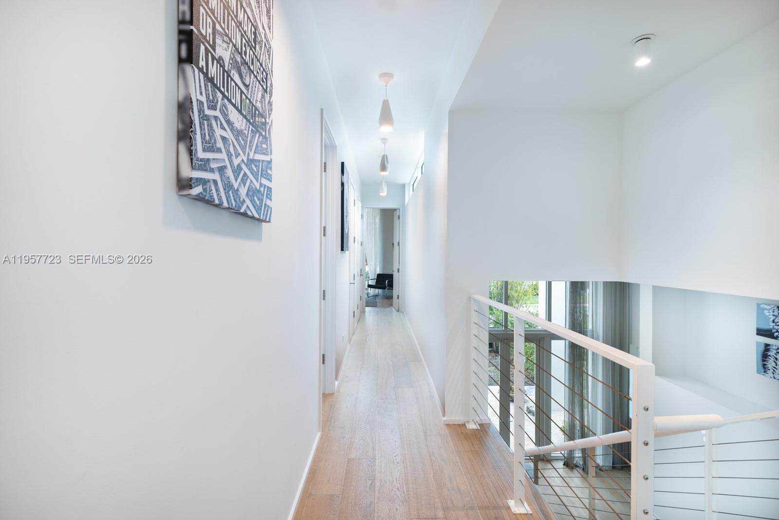 335 W 46th St Miami Beach, FL 33140