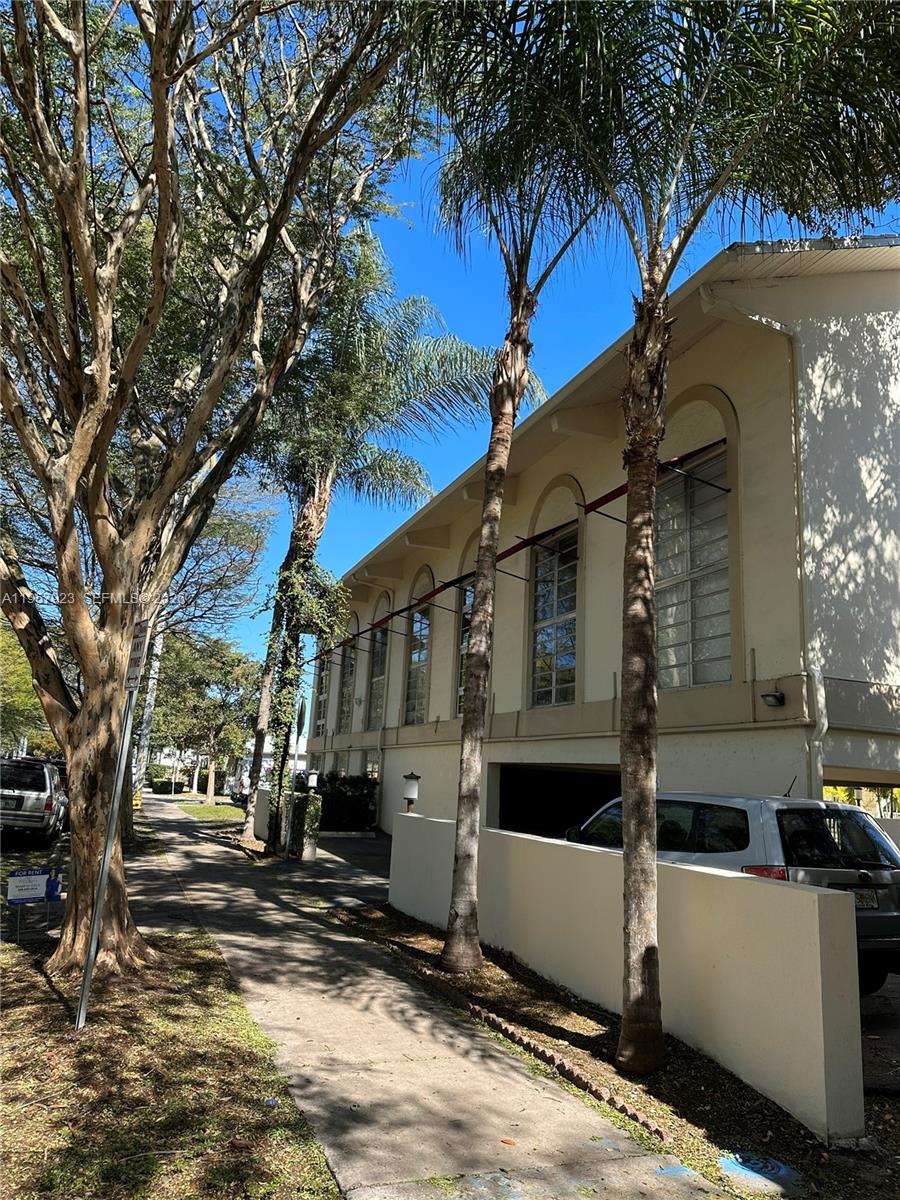 234 Antiquera Ave #6 Coral Gables, FL 33134