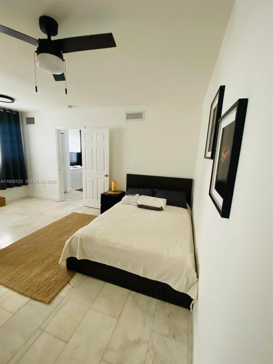 1526 Pennsylvania Ave #20 Miami Beach, FL 33139