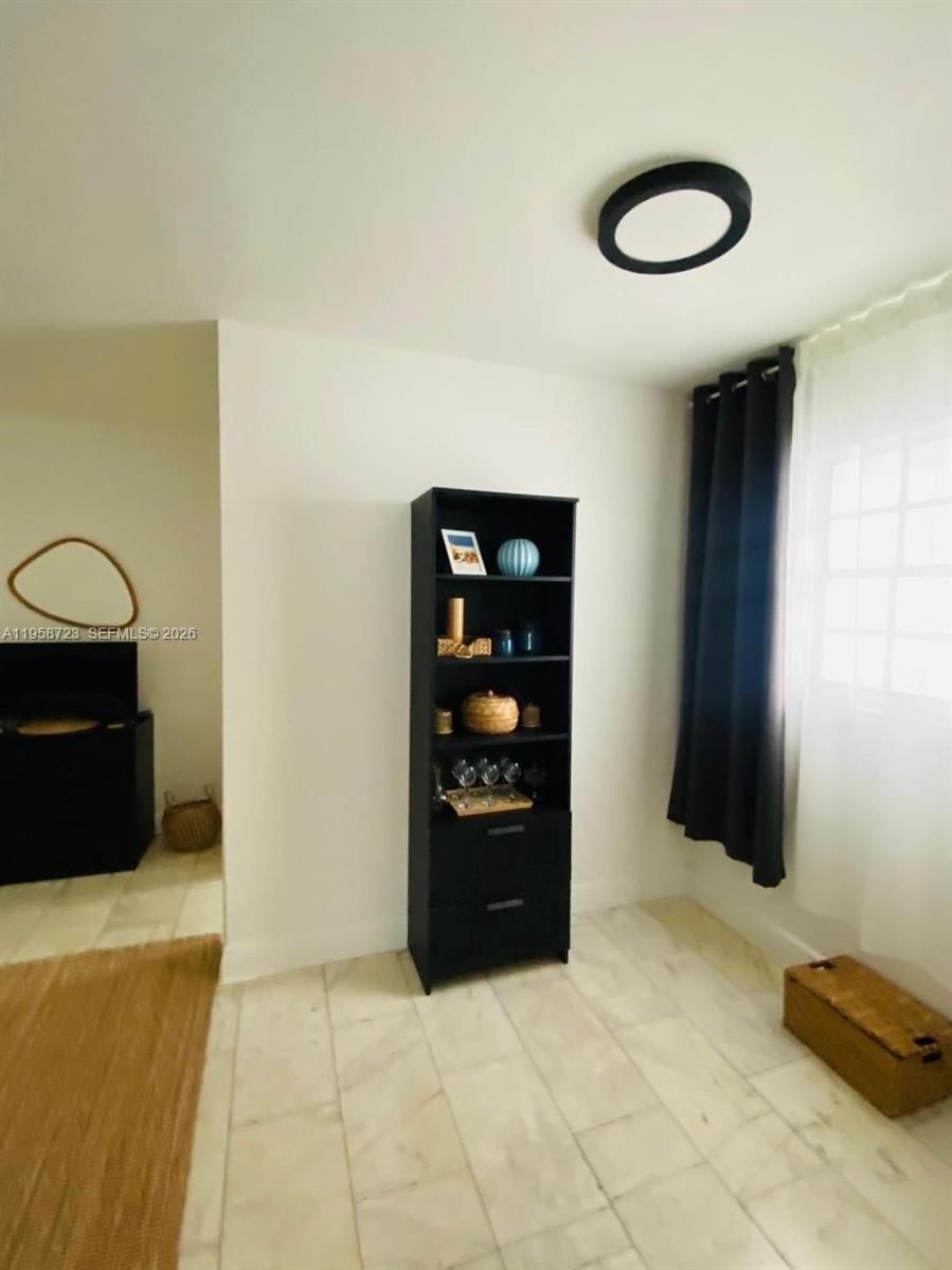 1526 Pennsylvania Ave #20 Miami Beach, FL 33139