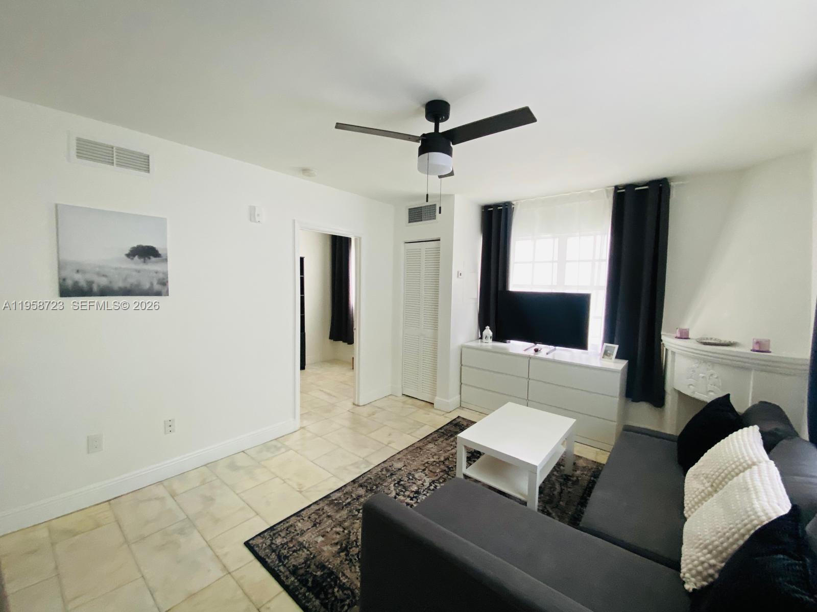 1526 Pennsylvania Ave #20 Miami Beach, FL 33139