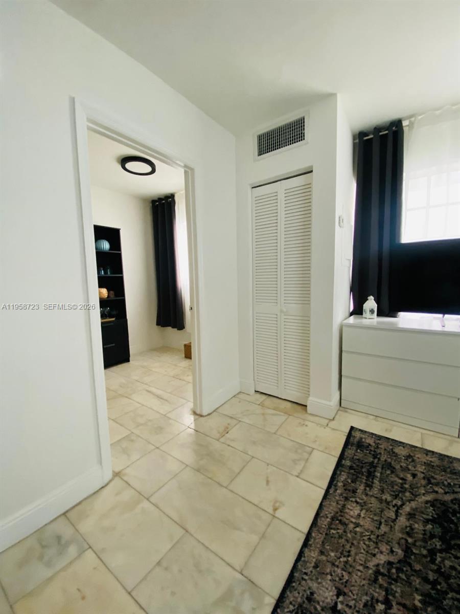 1526 Pennsylvania Ave #20 Miami Beach, FL 33139