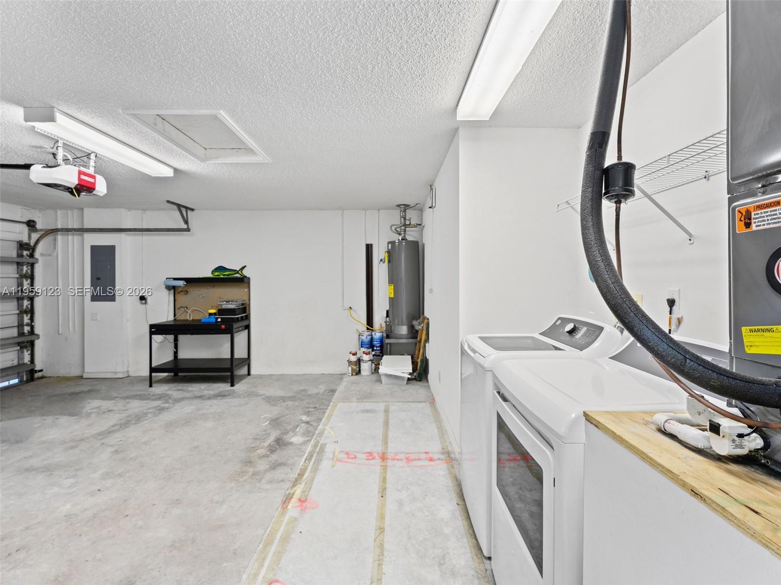 1861 NW 142nd Ter Pembroke Pines, FL 33028