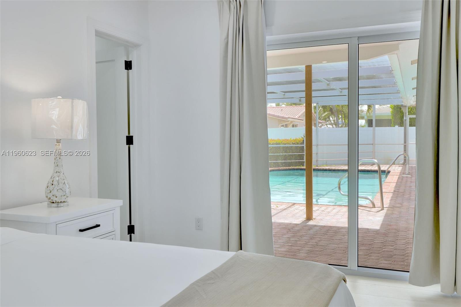 1050 SE 5th Ct Pompano Beach, FL 33060