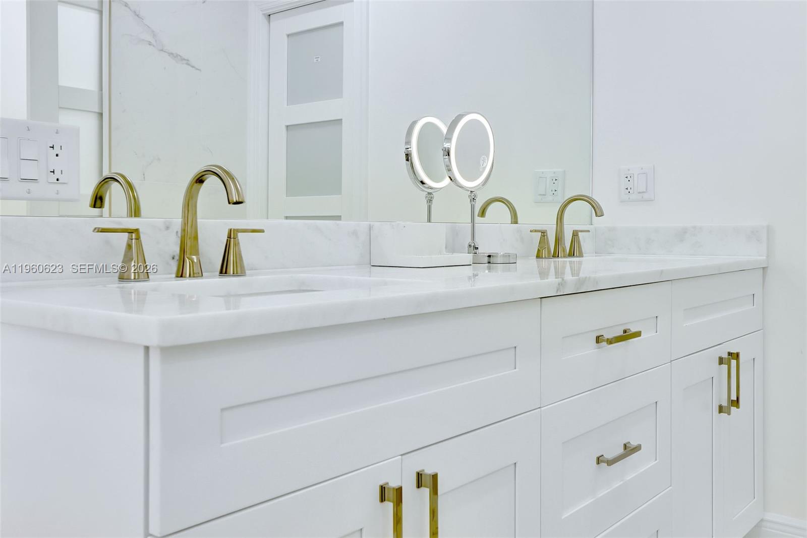 1050 SE 5th Ct Pompano Beach, FL 33060