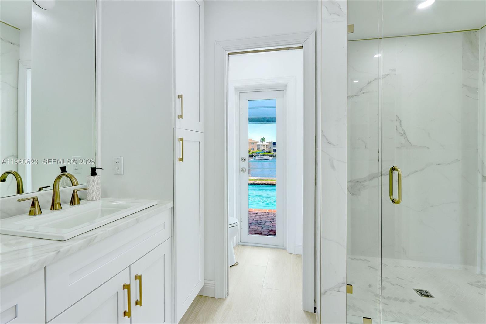 1050 SE 5th Ct Pompano Beach, FL 33060