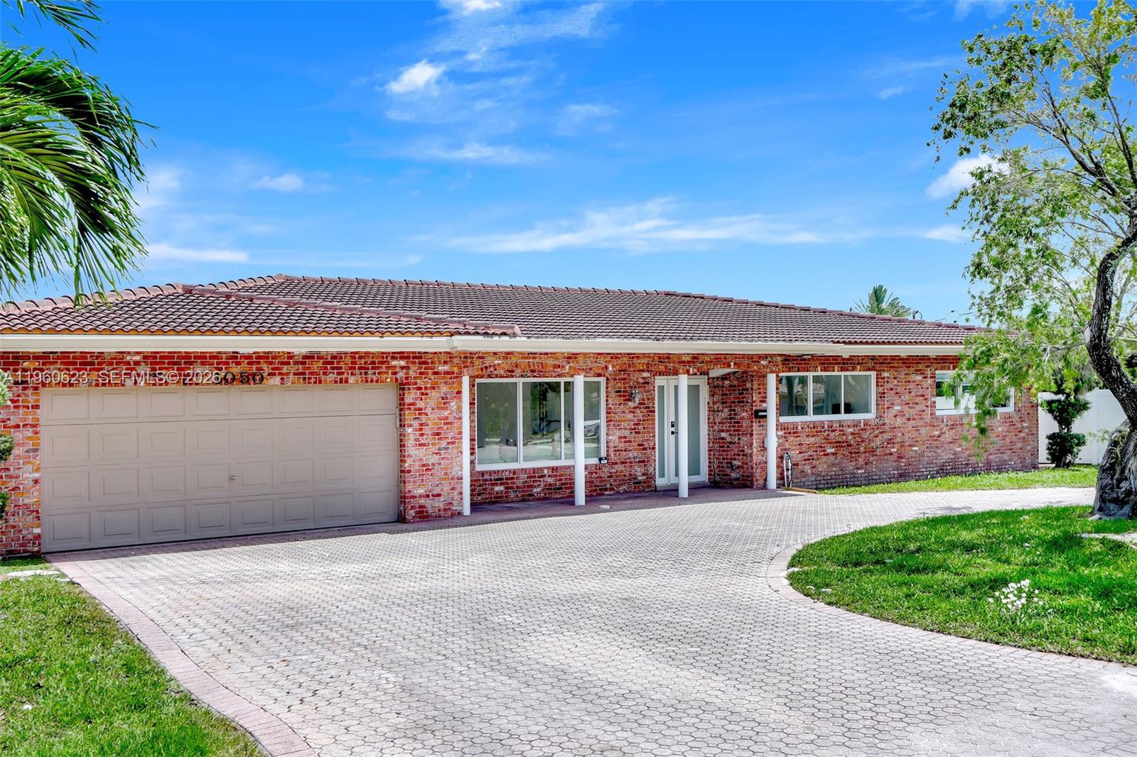 1050 SE 5th Ct Pompano Beach, FL 33060