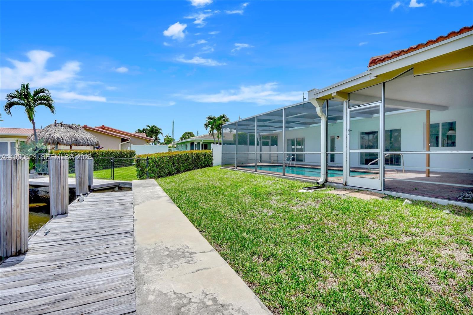 1050 SE 5th Ct Pompano Beach, FL 33060
