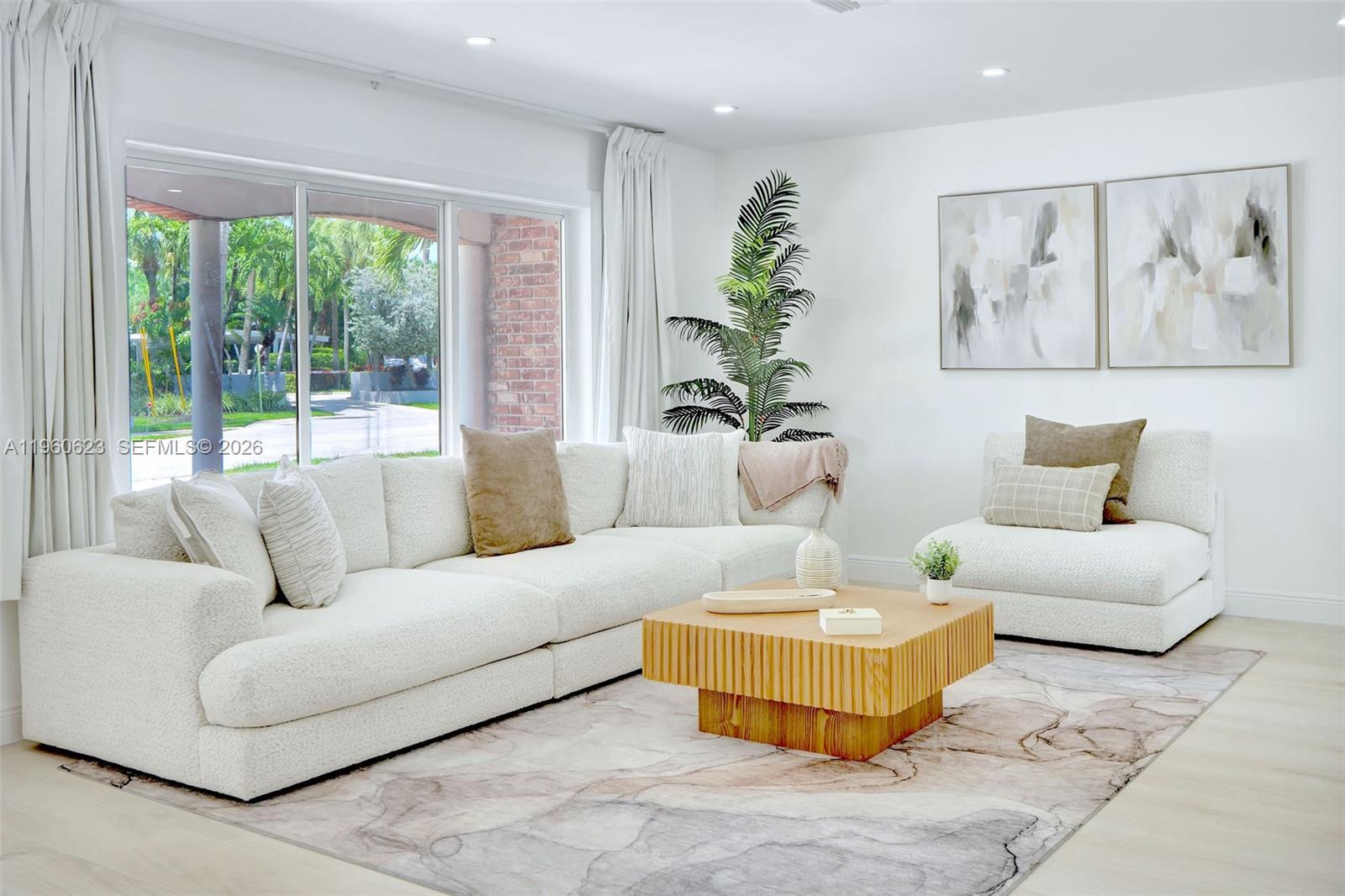 1050 SE 5th Ct Pompano Beach, FL 33060