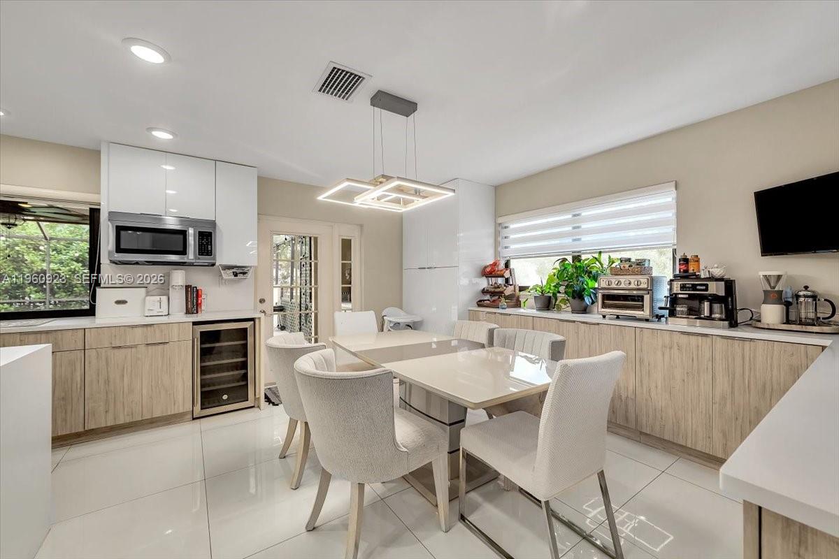 311 NW 101st Ter Coral Springs, FL 33071