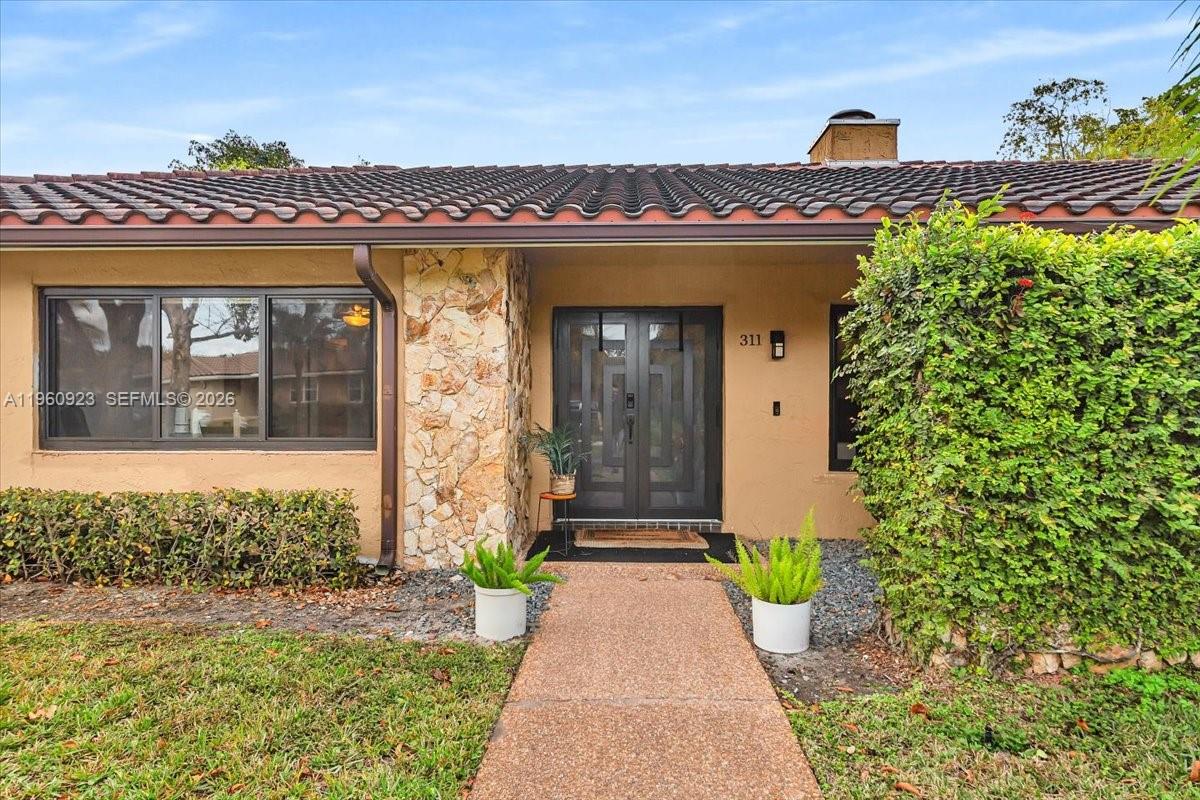 311 NW 101st Ter Coral Springs, FL 33071