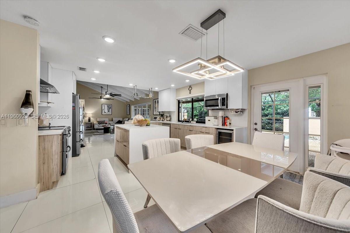 311 NW 101st Ter Coral Springs, FL 33071