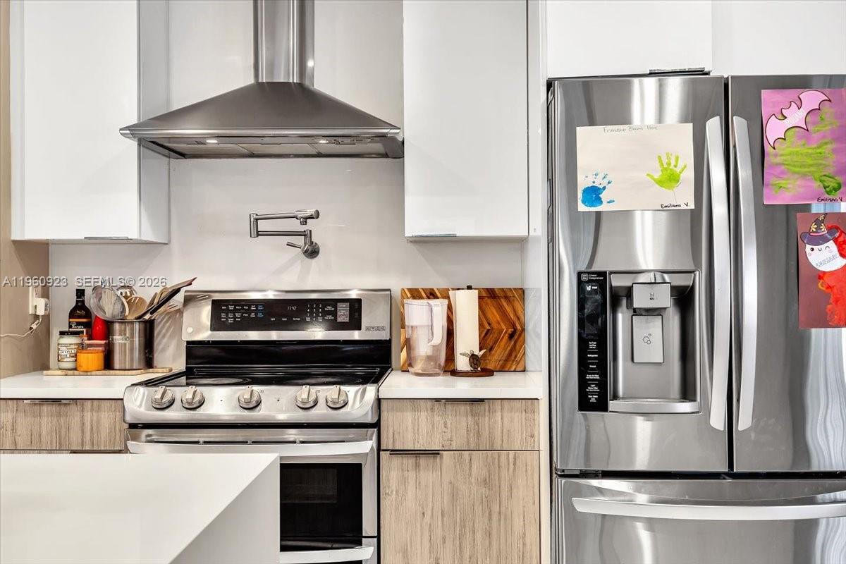 311 NW 101st Ter Coral Springs, FL 33071