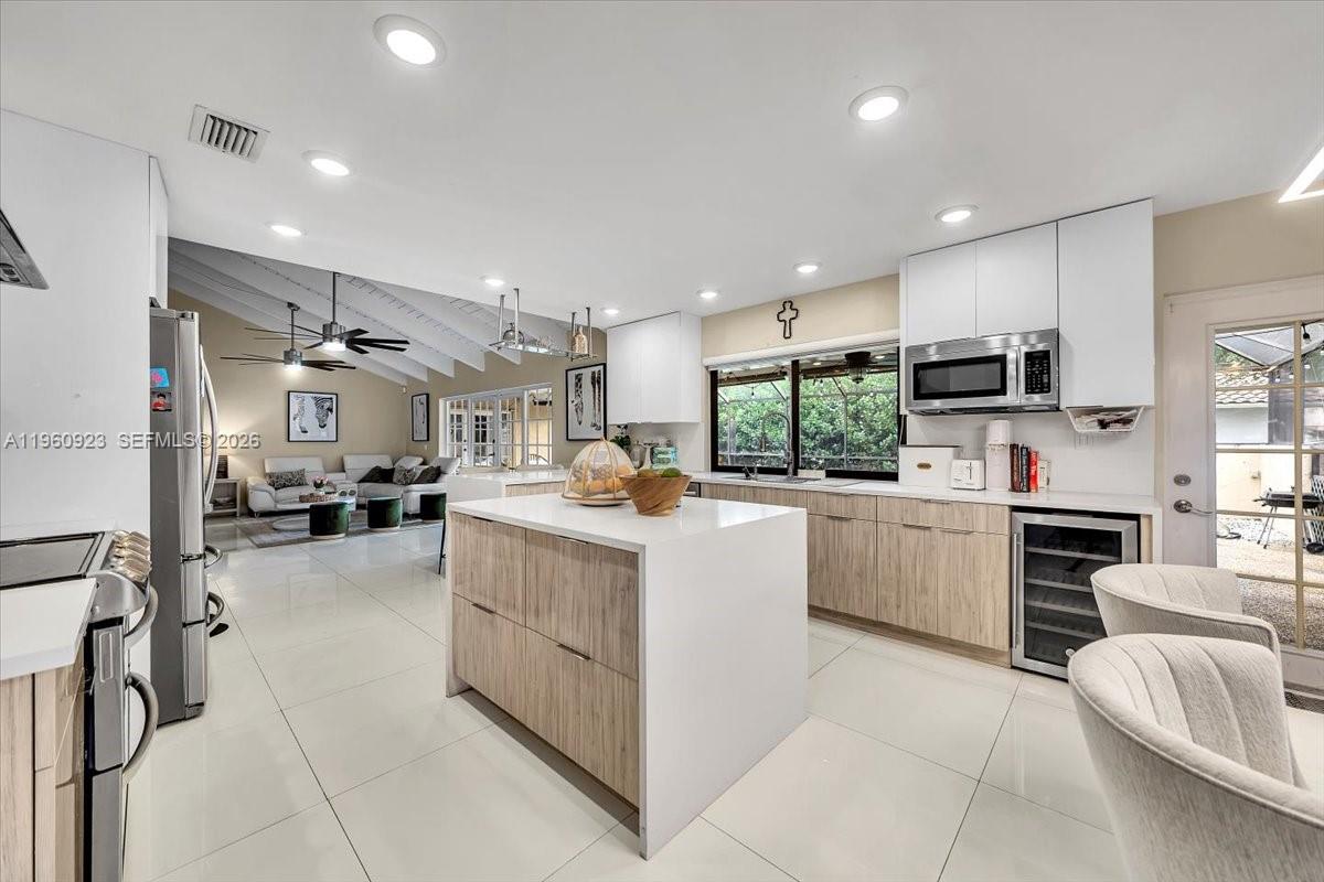 311 NW 101st Ter Coral Springs, FL 33071