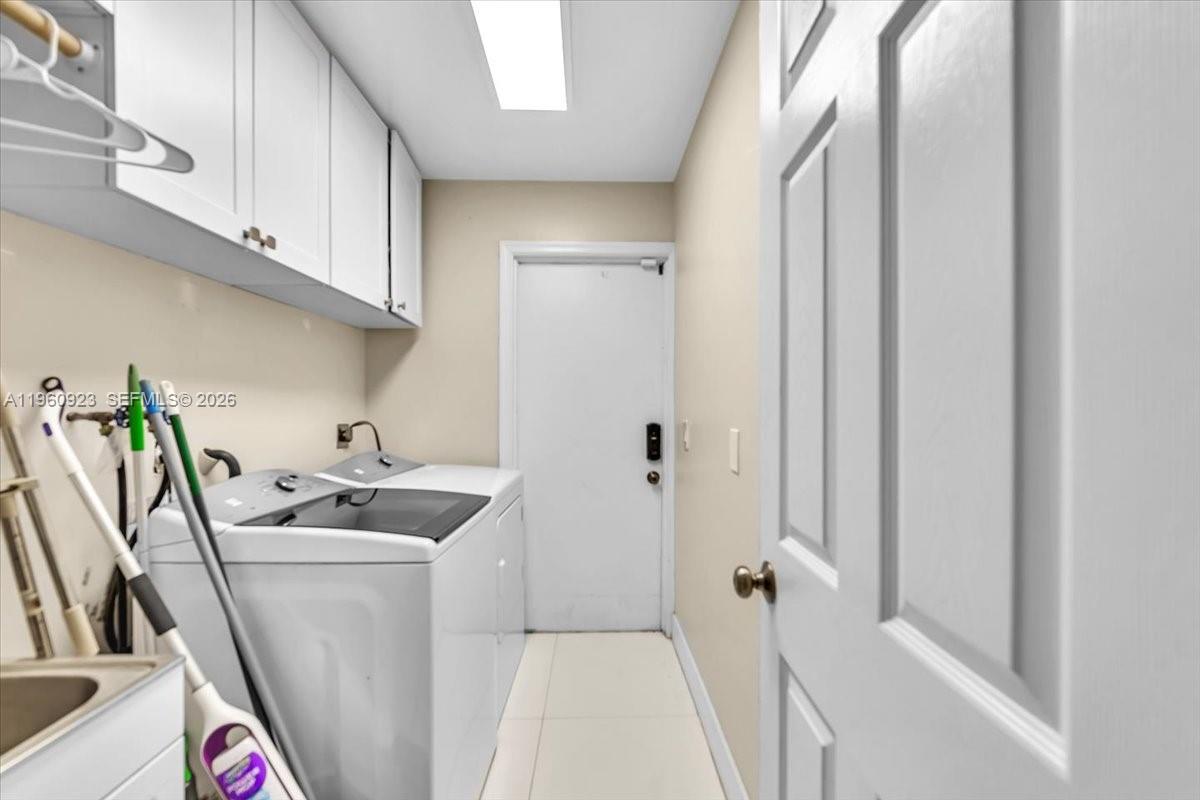 311 NW 101st Ter Coral Springs, FL 33071