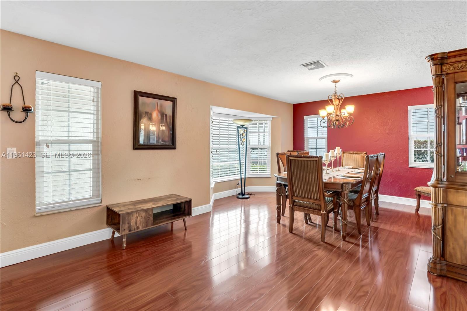 21451 Sawmill Ct Boca Raton, FL 33498