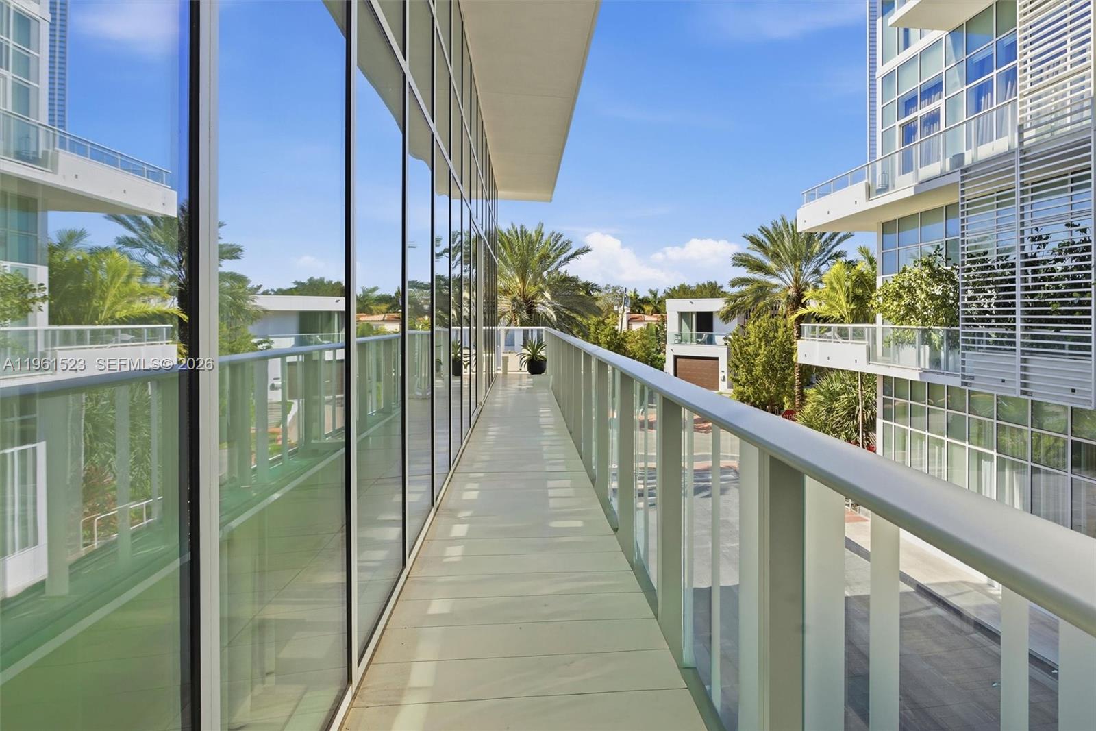 image Ritz-Carlton Residences Miami Beach37