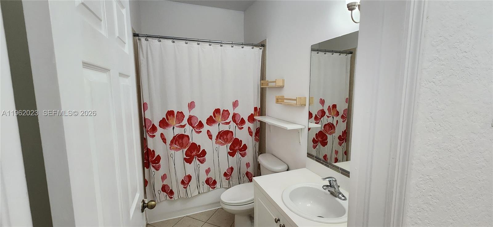 8909 SW 225th Ter Cutler Bay, FL 33190