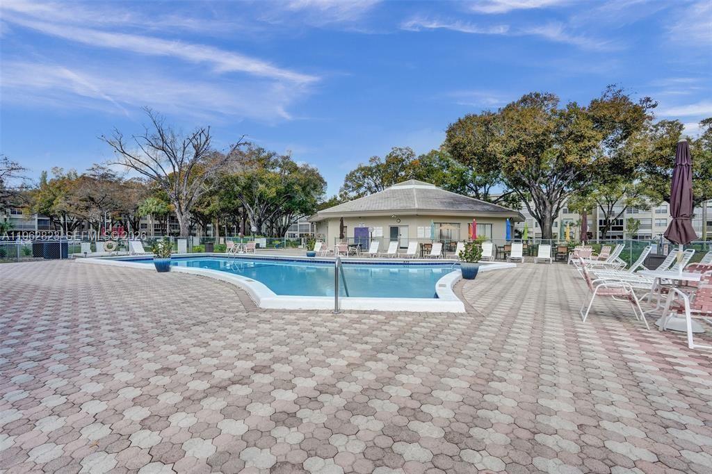3051 NW 46th Ave #101 Lauderdale Lakes, FL 33313