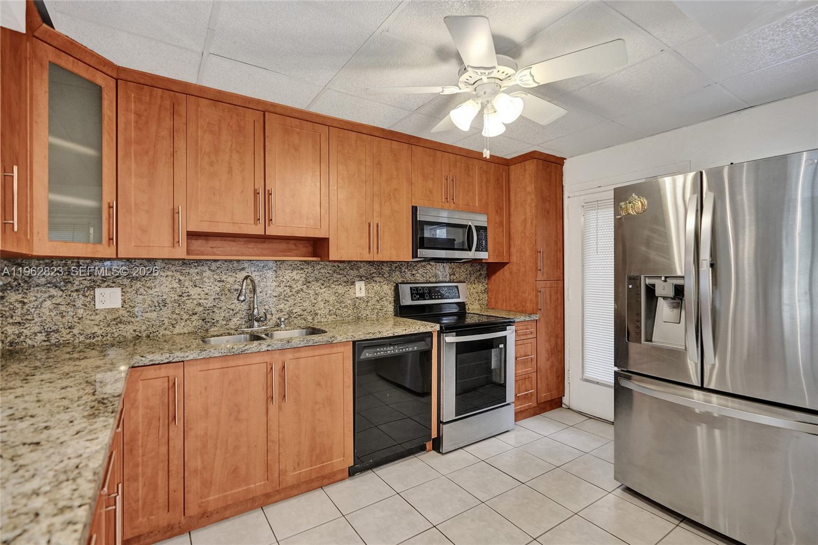 3051 NW 46th Ave #101 Lauderdale Lakes, FL 33313