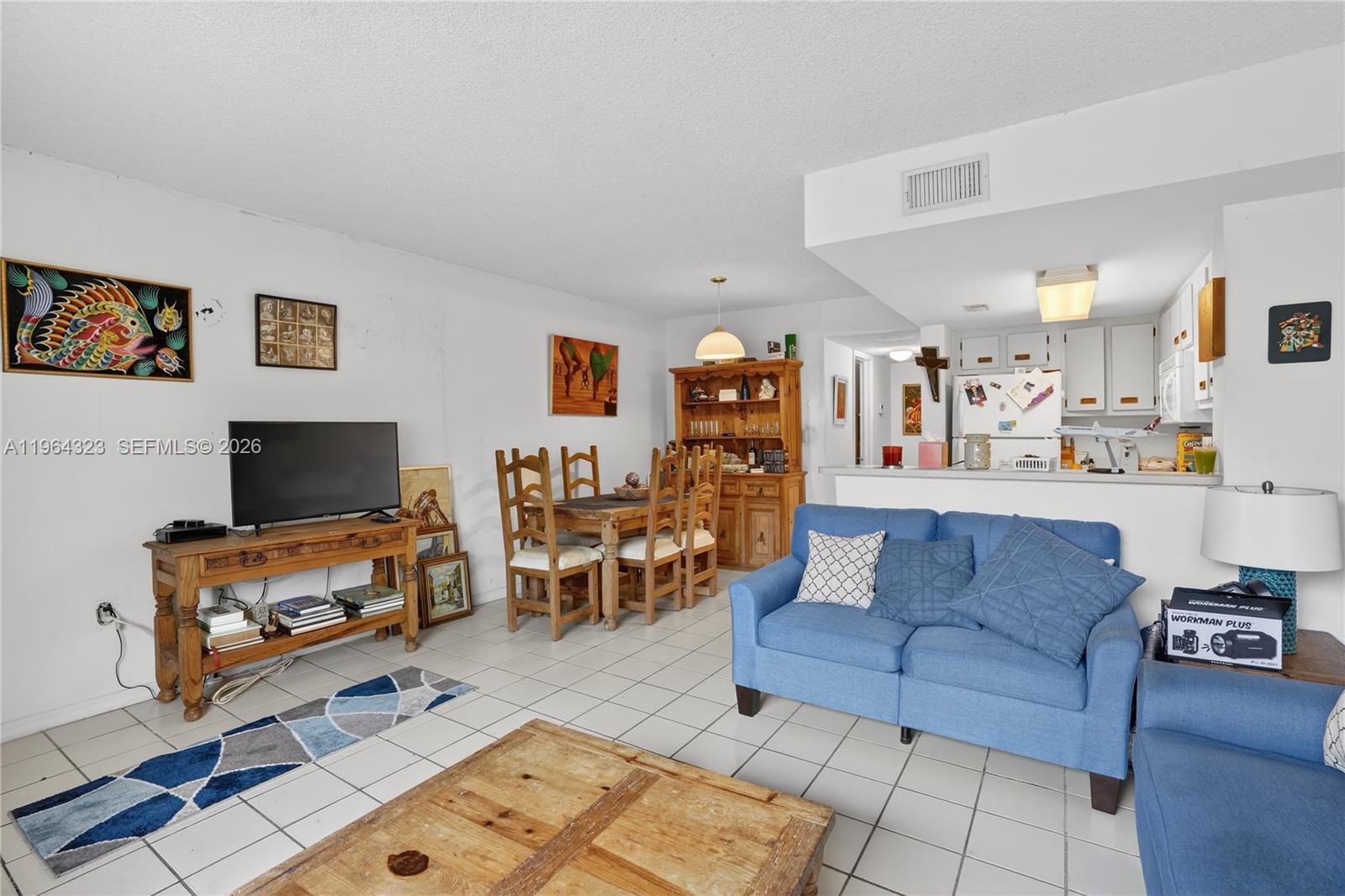 8670 NW 6th Ln #4-109 Miami, FL 33126