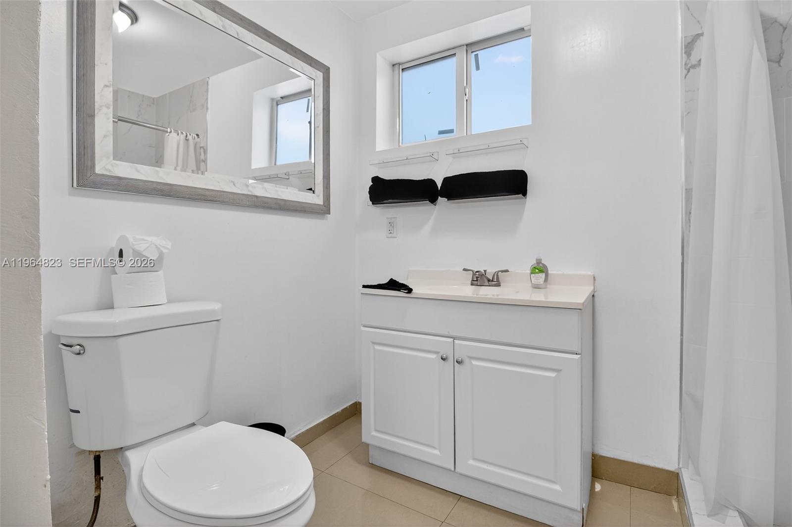 1680 NW 22nd Ct Miami, FL 33125