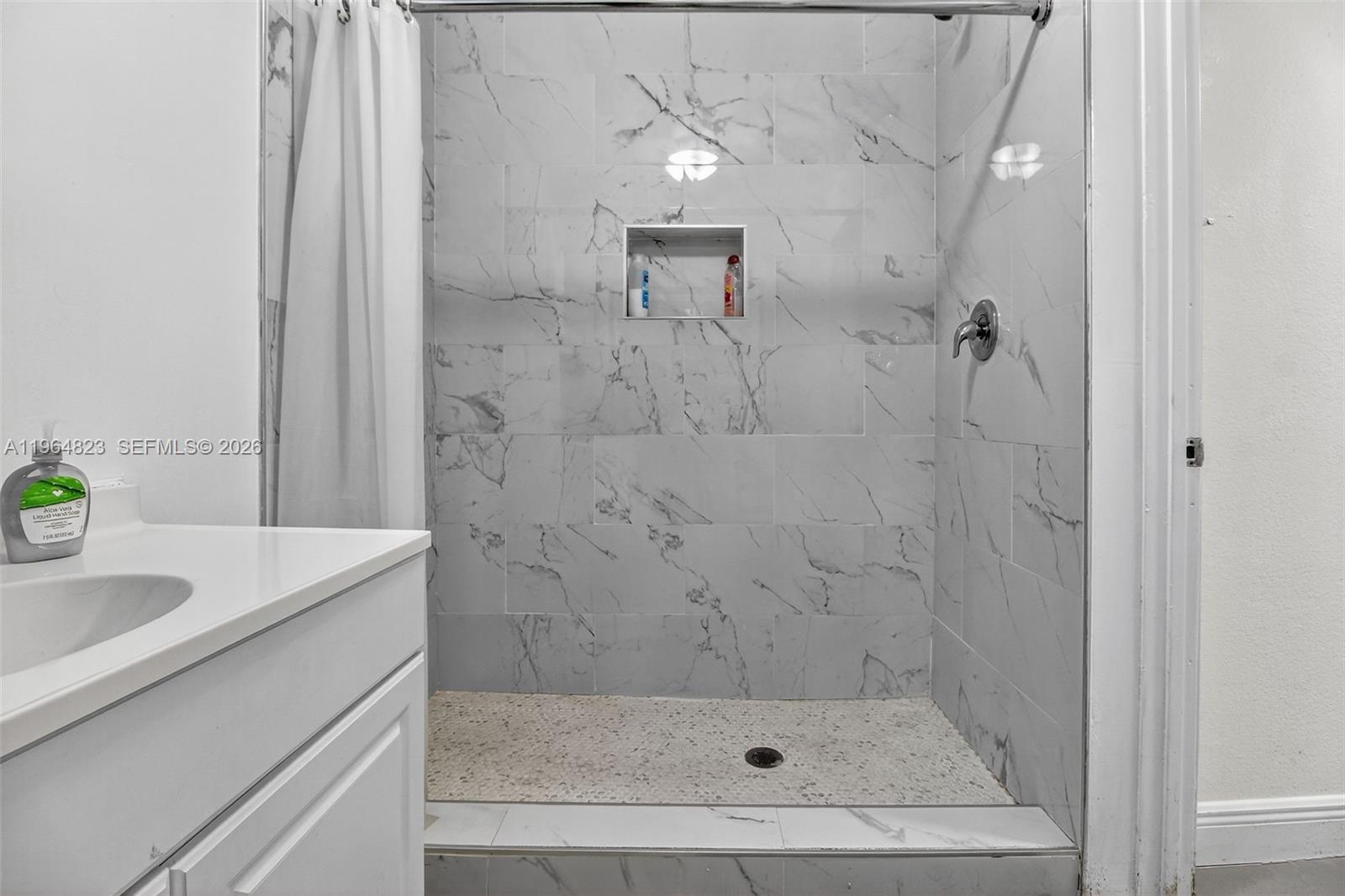 1680 NW 22nd Ct Miami, FL 33125