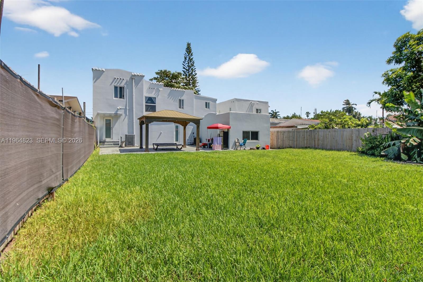 1680 NW 22nd Ct Miami, FL 33125