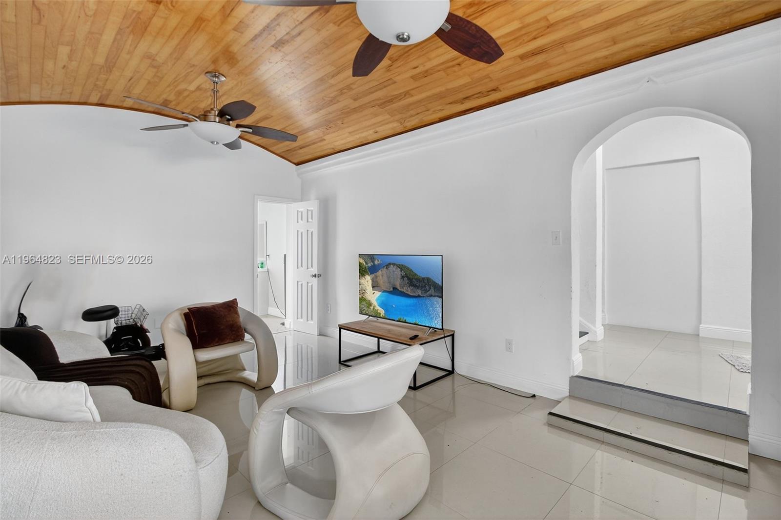 1680 NW 22nd Ct Miami, FL 33125