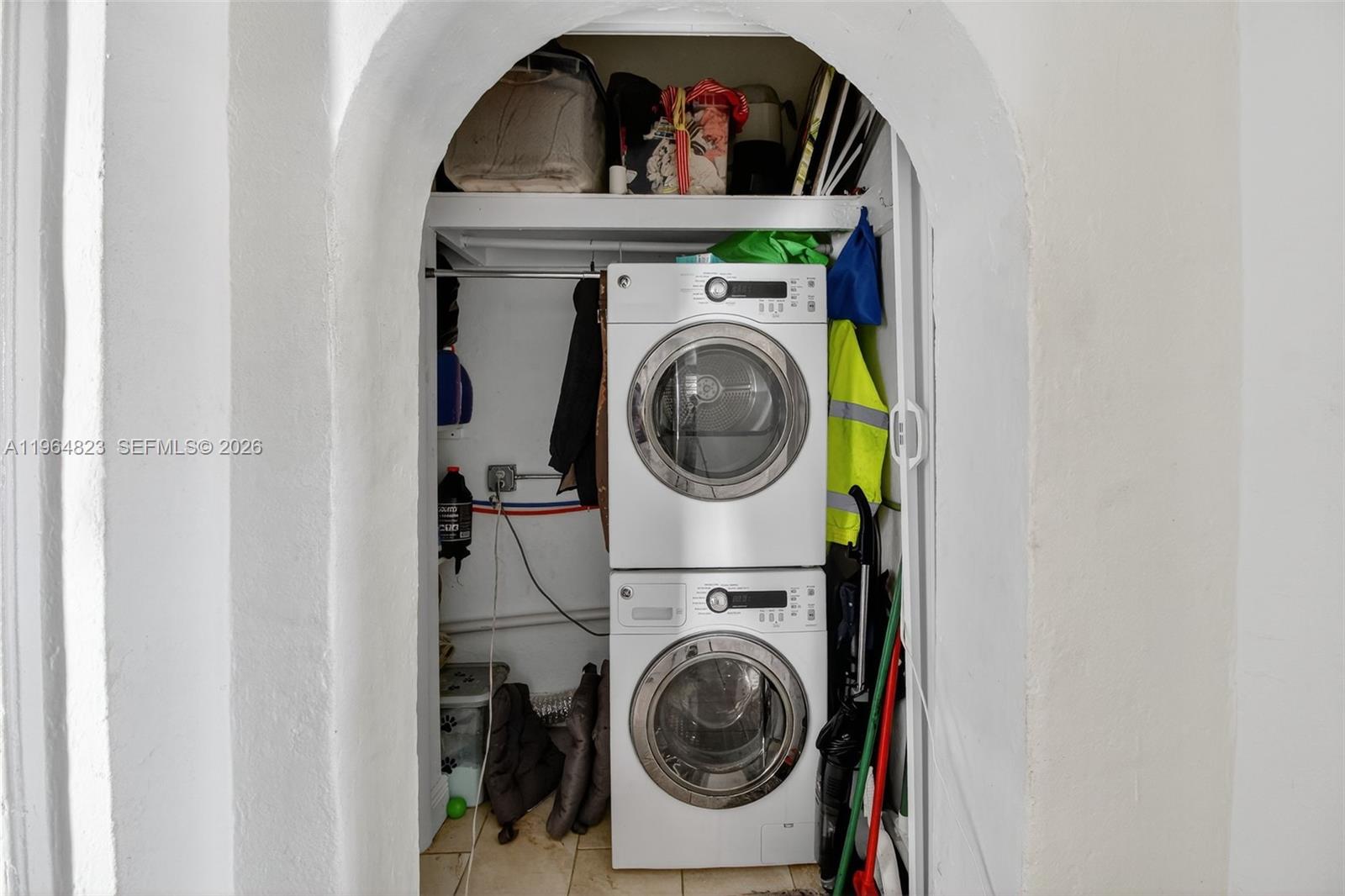 1680 NW 22nd Ct Miami, FL 33125