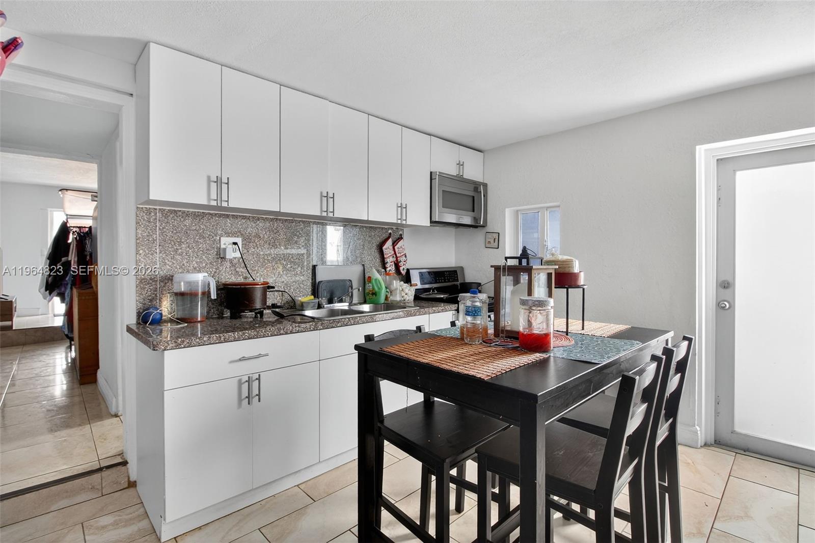 1680 NW 22nd Ct Miami, FL 33125