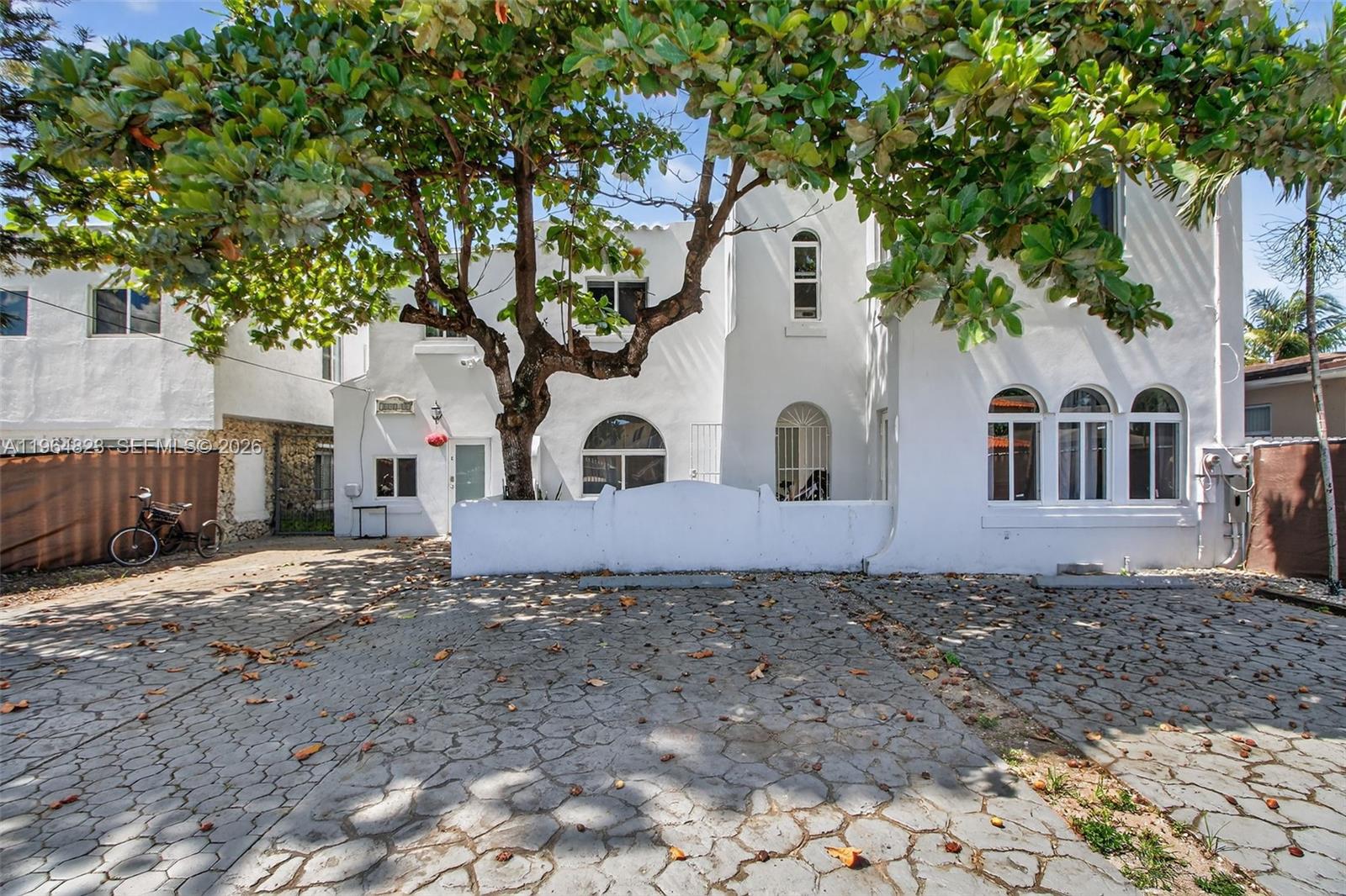 1680 NW 22nd Ct Miami, FL 33125