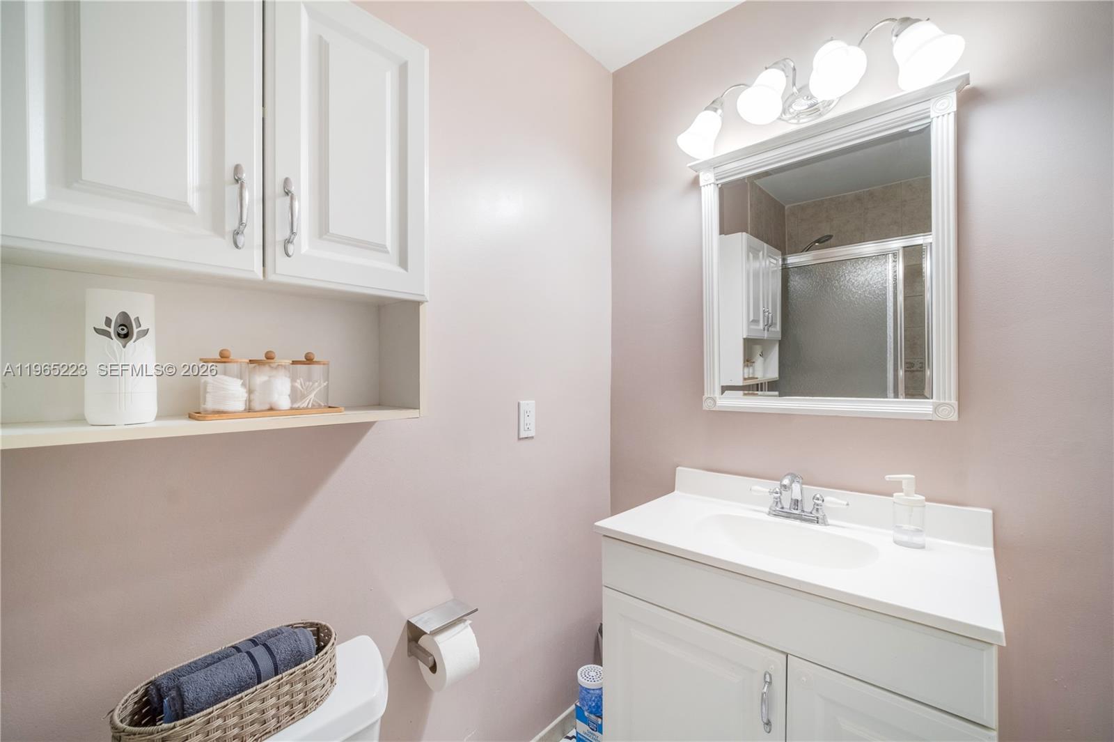 338 Majorca Ave #205 Coral Gables, FL 33134