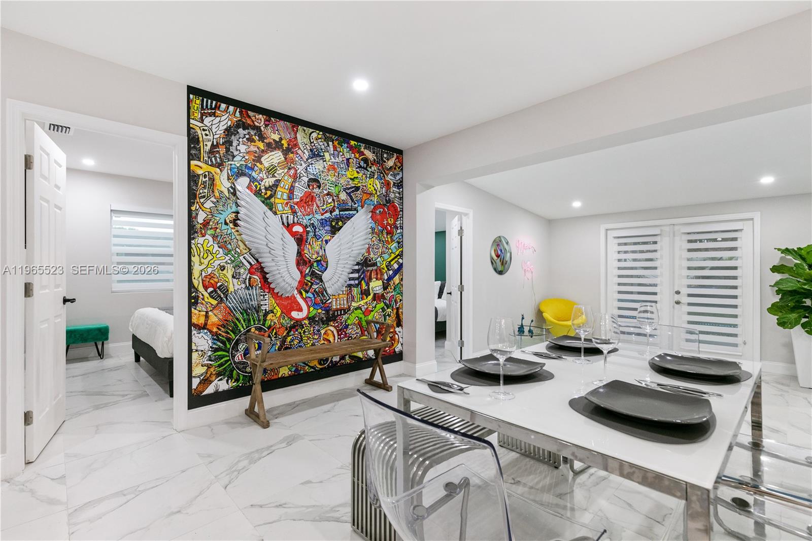 2376 NW 2nd St Miami, FL 33125