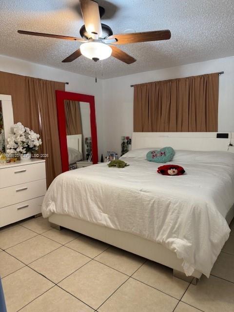 2650 W 8th Ave Hialeah, FL 33010