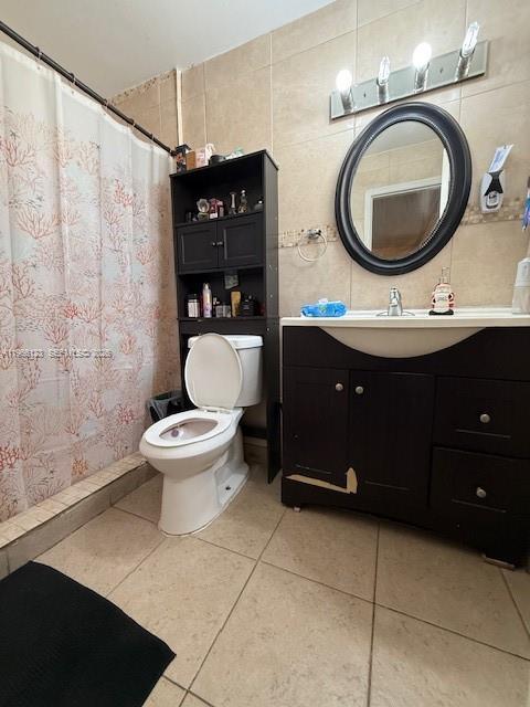 2650 W 8th Ave Hialeah, FL 33010