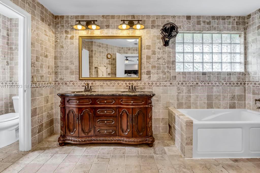 18122 NW 15th Ct Pembroke Pines, FL 33029