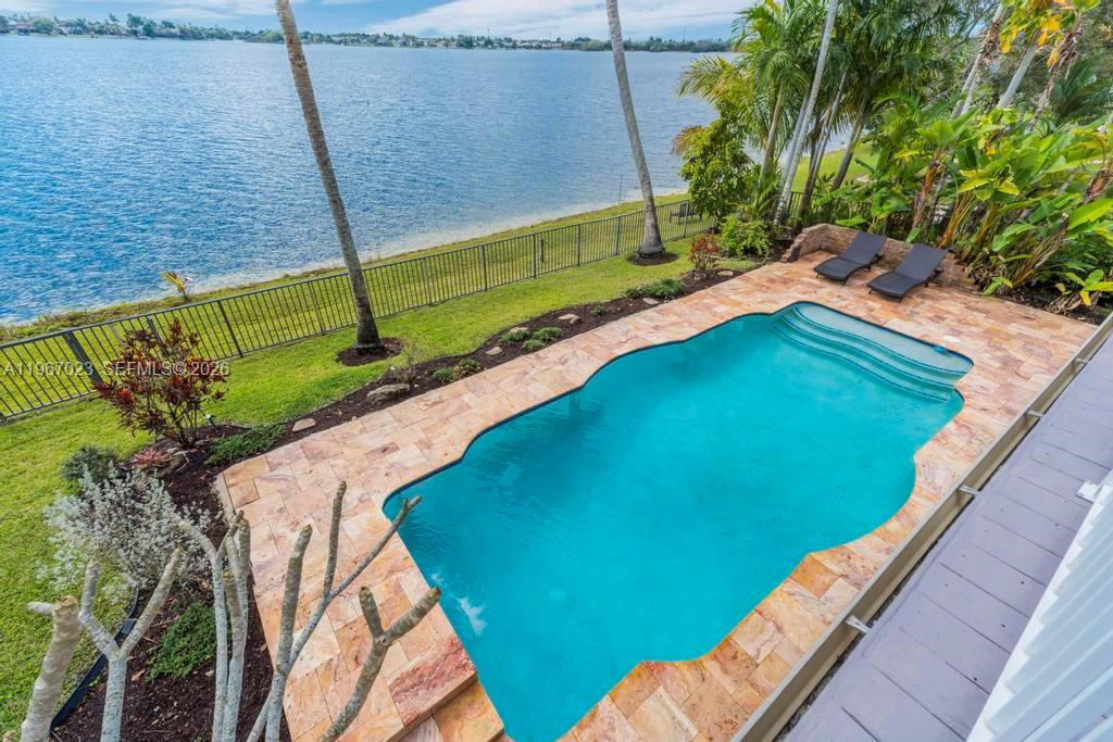 18122 NW 15th Ct Pembroke Pines, FL 33029