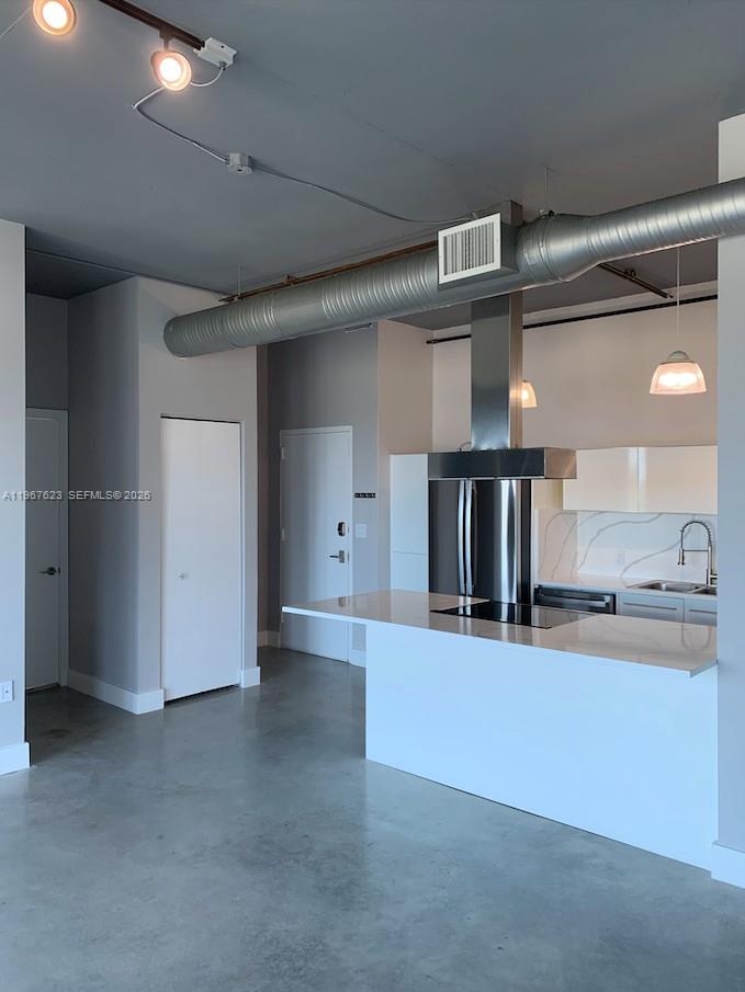 10 SW South Riv Dr #1709