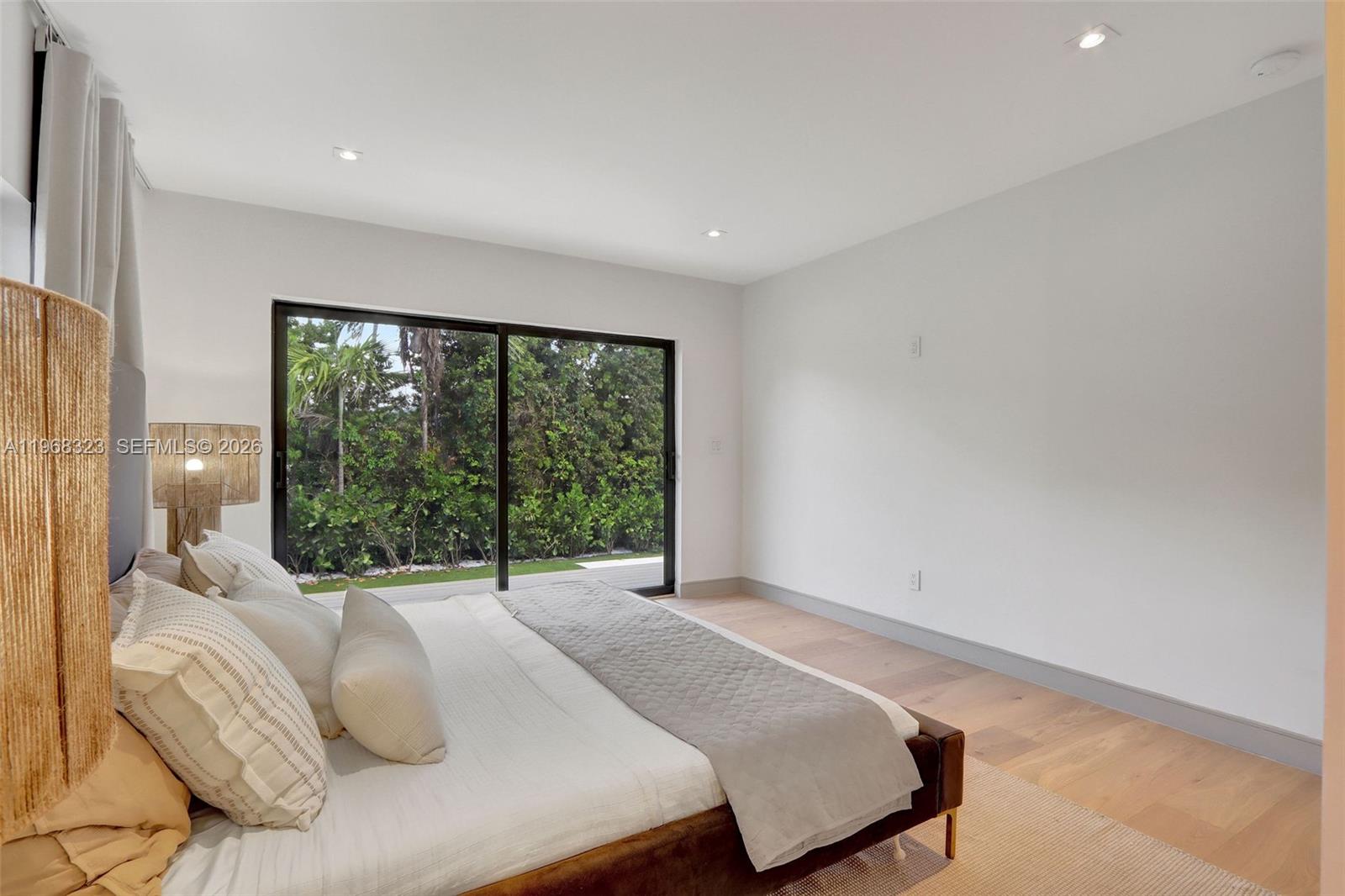 9048 Dickens Ave Surfside, FL 33154