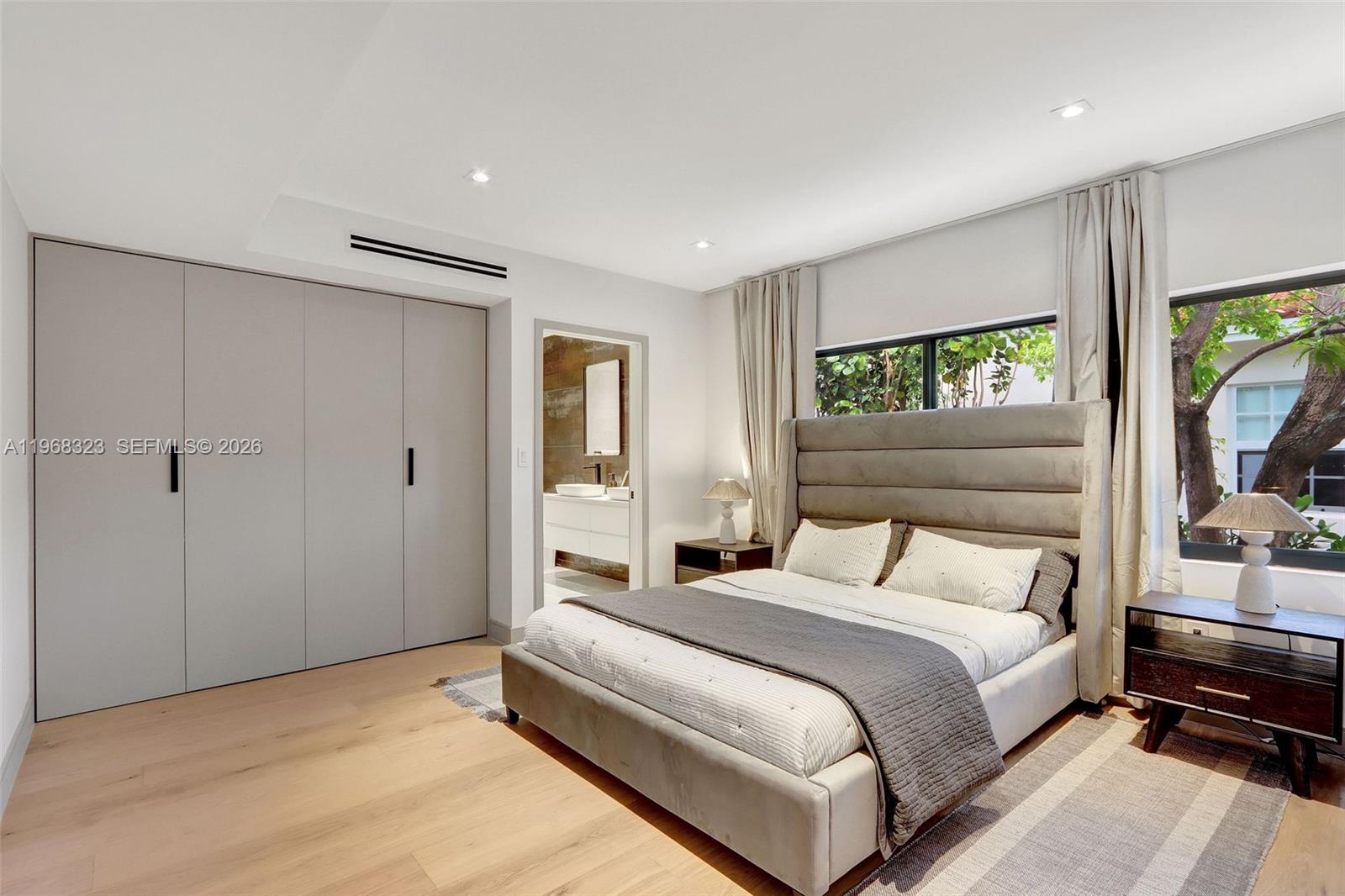 9048 Dickens Ave Surfside, FL 33154