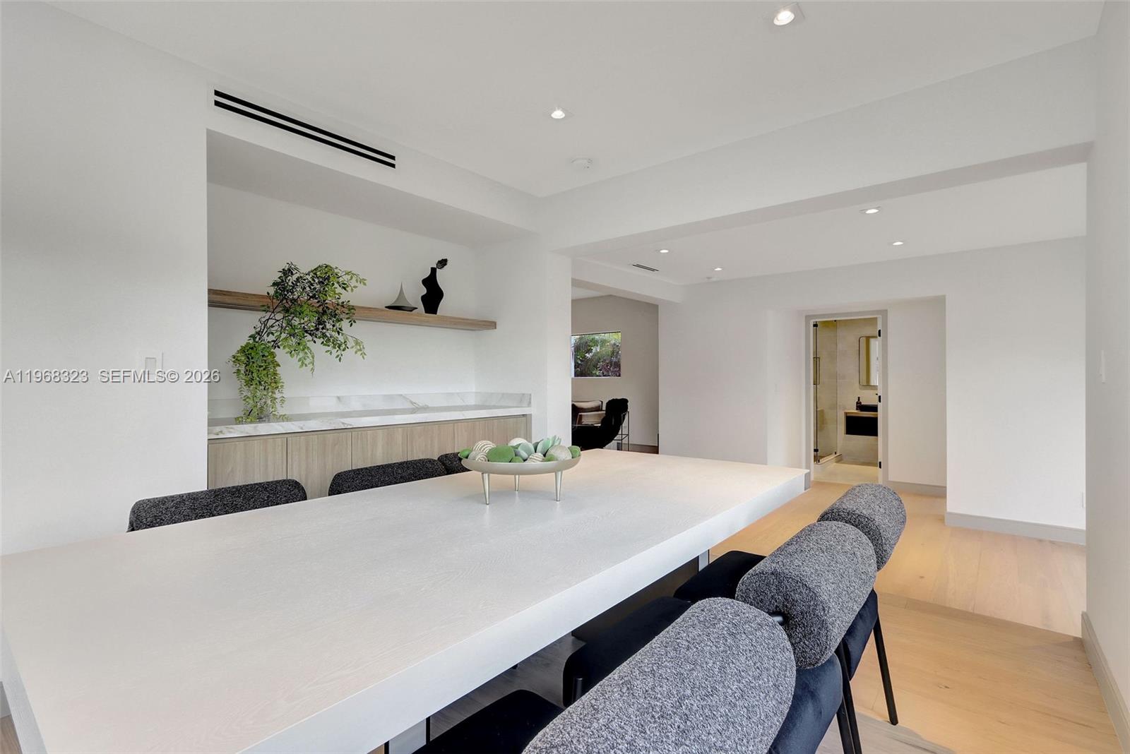 9048 Dickens Ave Surfside, FL 33154