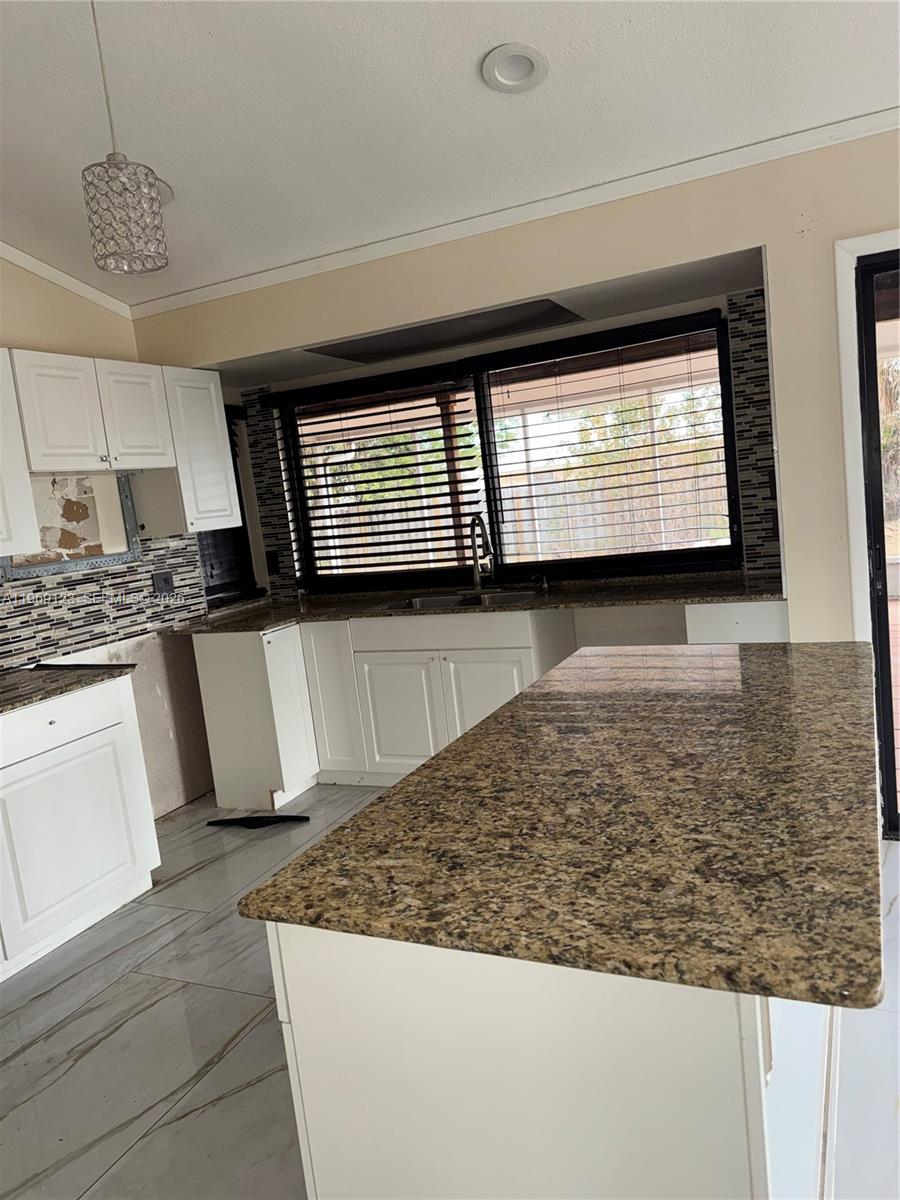 1573 SE Clearbrook St Port St Lucie, FL 34983