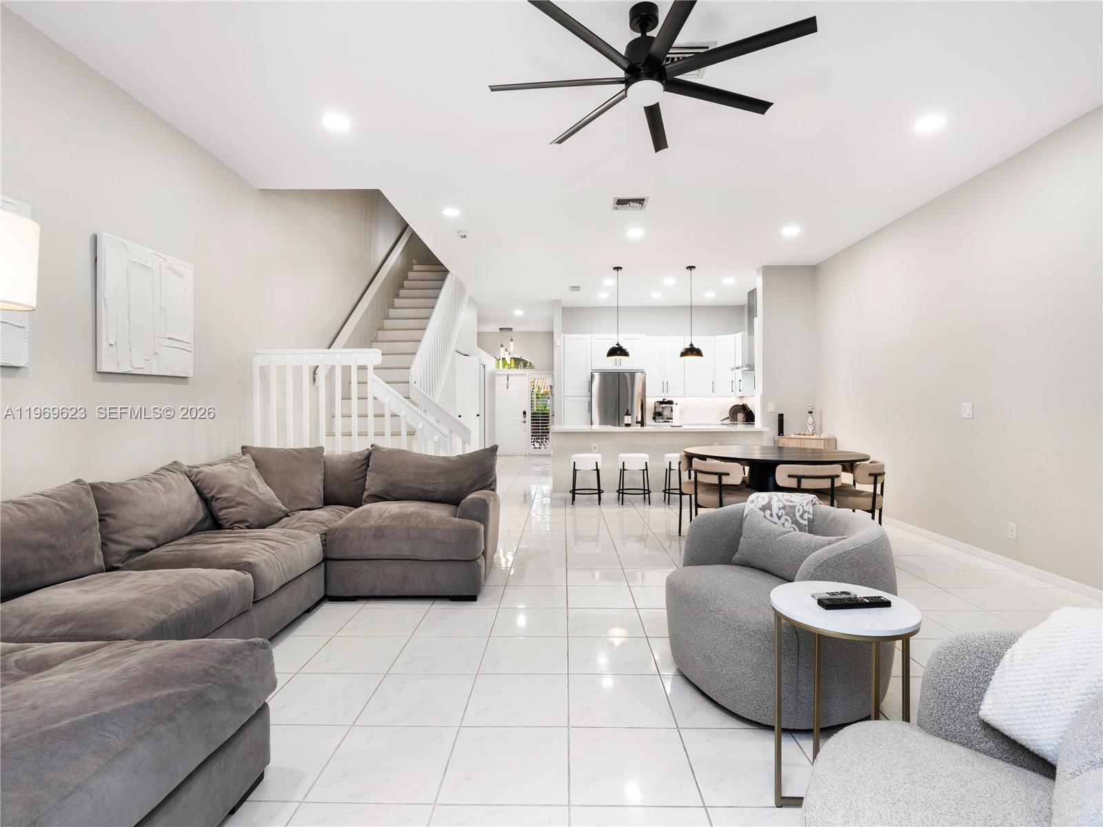 835 NE 17th Way Fort Lauderdale, FL 33304